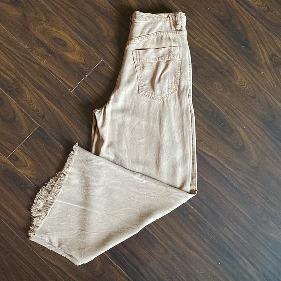 We The Free Old West Slouchy Jeans in Tumbleweed - Picture 11 of 16
